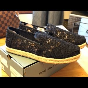 black floral lace women's deconstructed alpargatas